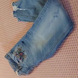 Woman's jean pant